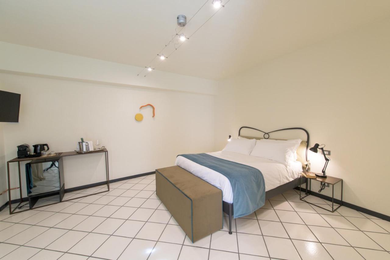 Palazzo Sertorio Suites Gavi Exterior photo