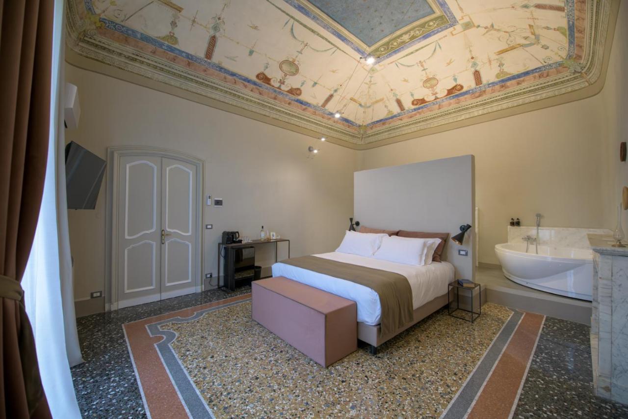 Palazzo Sertorio Suites Gavi Exterior photo