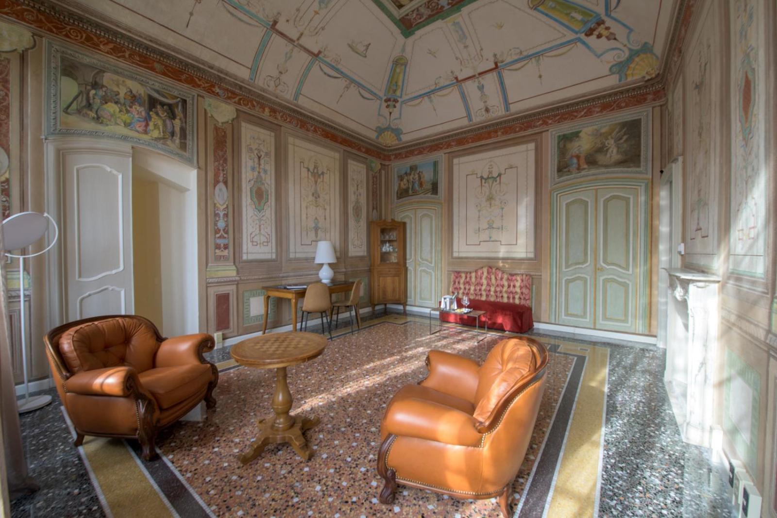 Palazzo Sertorio Suites Gavi Exterior photo